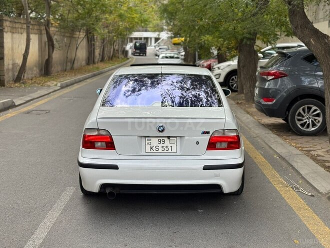 BMW 525 2002, 330,000 km - 2.5 l - Zərdab