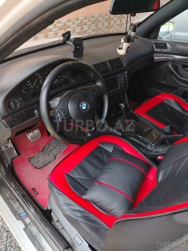 BMW 525 2002, 330,000 km - 2.5 l - Zərdab
