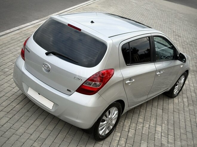 Hyundai i20 2009, 129,000 km - 1.6 l - Bakı