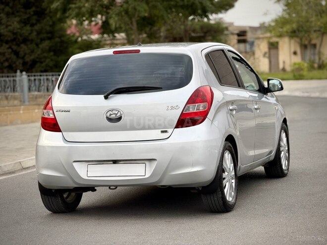 Hyundai i20 2009, 129,000 km - 1.6 l - Bakı
