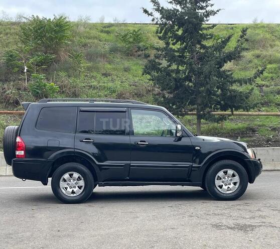 Mitsubishi Pajero 2004, 195,874 km - 3.0 l - Bakı