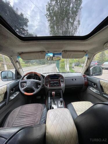 Mitsubishi Pajero 2004, 195,874 km - 3.0 l - Bakı