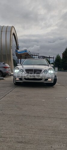 Mercedes E 200 2000, 298,000 km - 2.0 л - Qəbələ