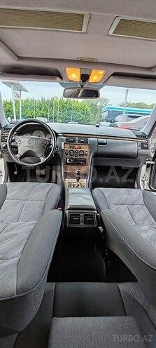 Mercedes E 200 2000, 298,000 km - 2.0 л - Qəbələ