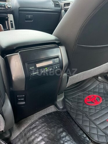 Toyota Land Cruiser Prado 2010, 158,000 km - 2.7 l - Bakı