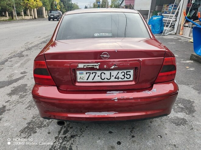 Opel Vectra 2000, 400,000 km - 1.6 л - Zaqatala