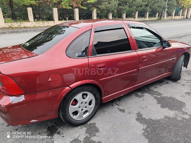 Opel Vectra 2000, 400,000 km - 1.6 л - Zaqatala