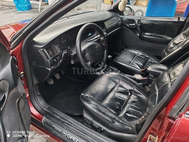 Opel Vectra 2000, 400,000 km - 1.6 л - Zaqatala