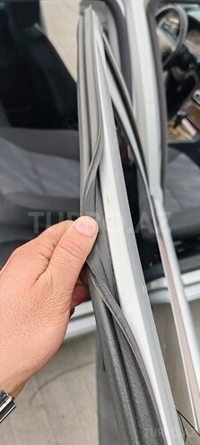 Mercedes E 200 2000, 298,000 km - 2.0 л - Qəbələ