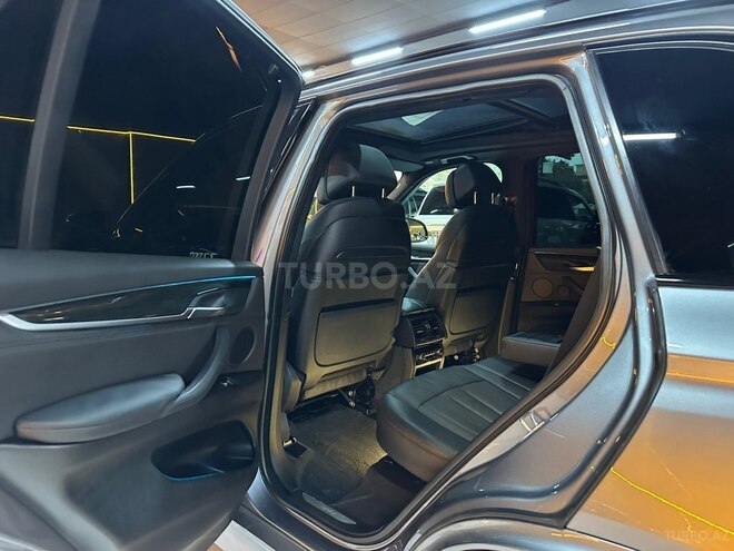 BMW X5 2016, 210,900 km - 3.0 l - Bakı