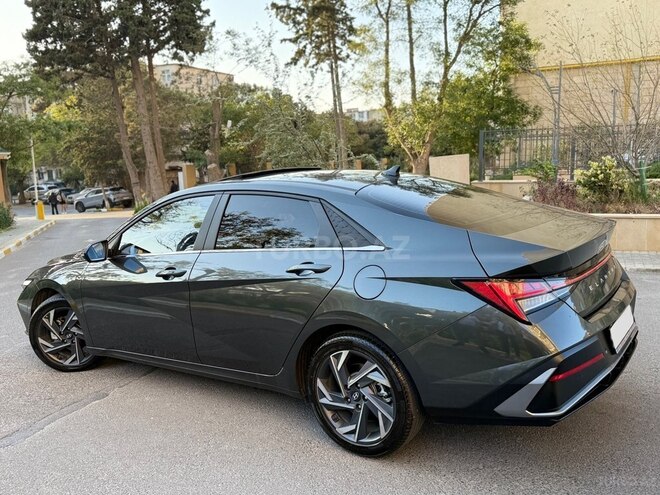 Hyundai Elantra 2025, 24,000 km - 1.5 l - Bakı