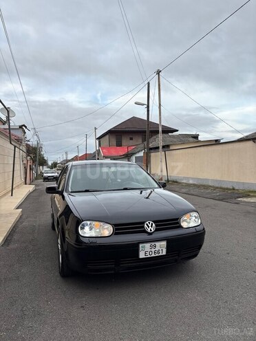 Volkswagen Golf 2003, 270,444 km - 2.0 l - Qusar