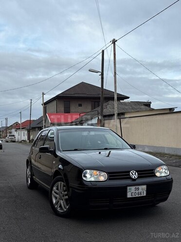 Volkswagen Golf 2003, 270,444 km - 2.0 l - Qusar