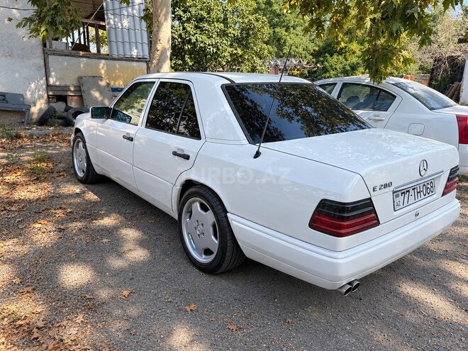 Mercedes 220 E 1994, 540,000 km - 2.2 l - Mingəçevir