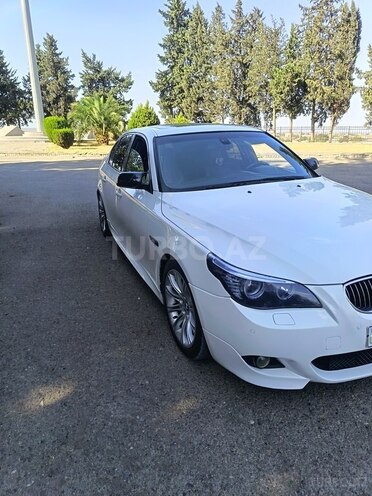 BMW 525 2004, 300,000 km - 2.5 l - Bakı