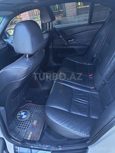 BMW 525 2004, 300,000 km - 2.5 l - Bakı