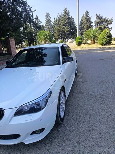 BMW 525 2004, 300,000 km - 2.5 l - Bakı