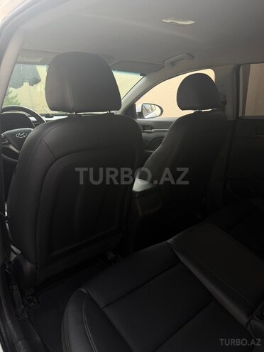 Hyundai Elantra 2015, 222,000 km - 1.6 l - Bakı