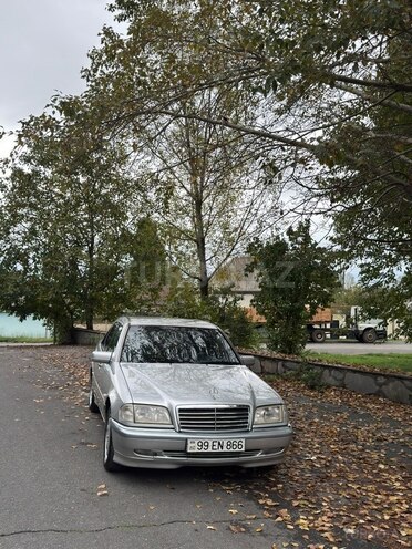 Mercedes C 240 1998, 412,000 km - 2.4 l - Qəbələ