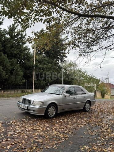 Mercedes C 240 1998, 412,000 km - 2.4 l - Qəbələ