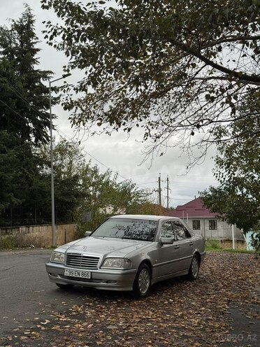Mercedes C 240 1998, 412,000 km - 2.4 l - Qəbələ