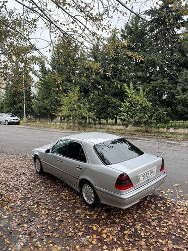 Mercedes C 240 1998, 412,000 km - 2.4 l - Qəbələ