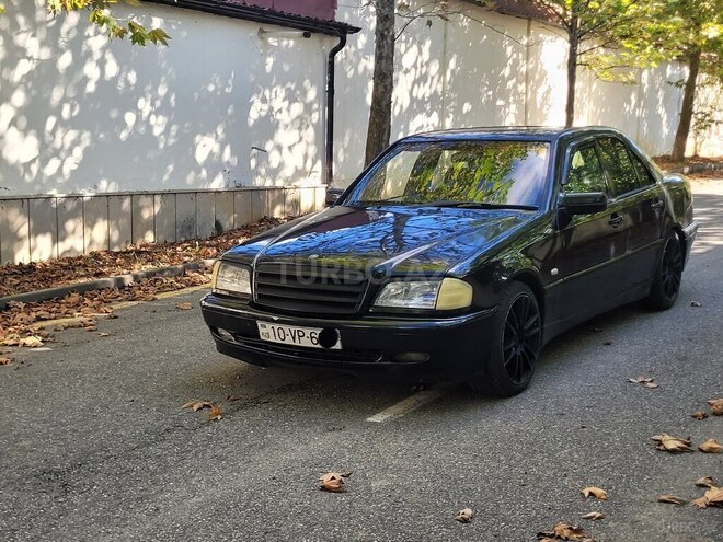 Mercedes C 200 1998, 603,964 km - 2.0 l - Quba