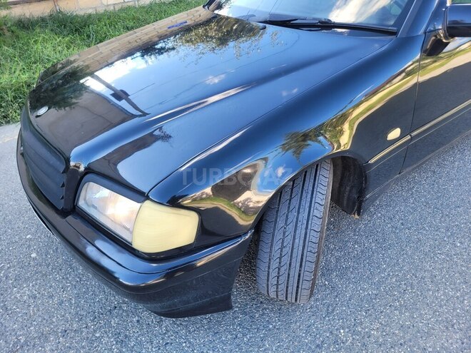 Mercedes C 200 1998, 603,964 km - 2.0 l - Quba