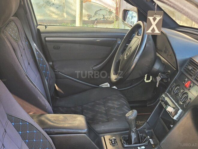Mercedes C 200 1998, 603,964 km - 2.0 l - Quba