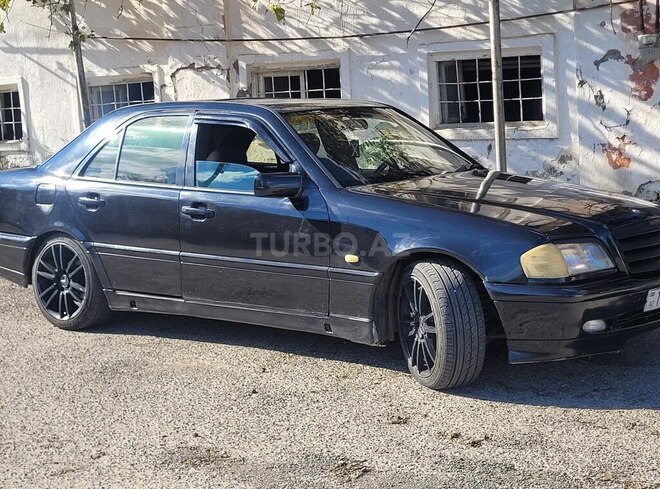 Mercedes C 200 1998, 603,964 km - 2.0 l - Quba