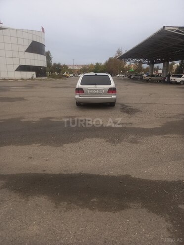 Mercedes E 230 1998, 688,666 km - 2.3 l - Yevlax