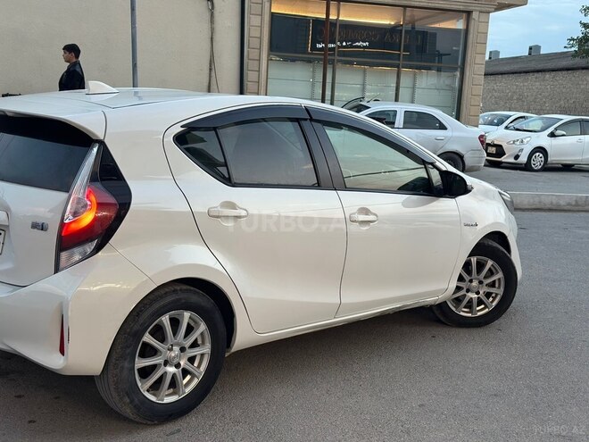 Toyota Aqua 2017, 270,000 km - 1.5 l - Bakı