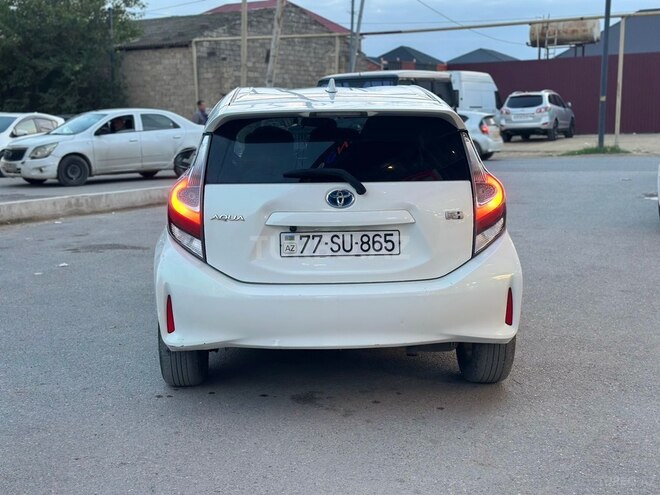 Toyota Aqua 2017, 270,000 km - 1.5 l - Bakı