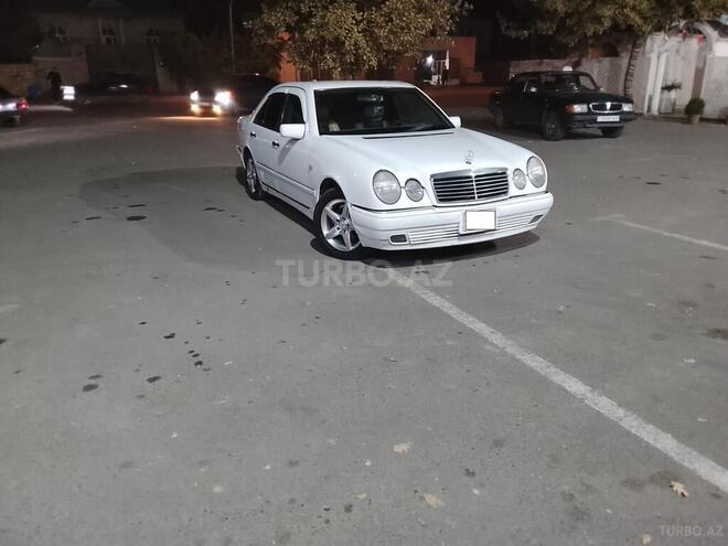 Mercedes E 230 1996, 402,124 km - 2.3 л - Bərdə