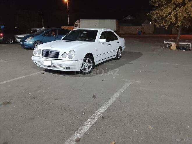 Mercedes E 230 1996, 402,124 km - 2.3 л - Bərdə