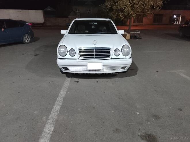 Mercedes E 230 1996, 402,124 km - 2.3 л - Bərdə