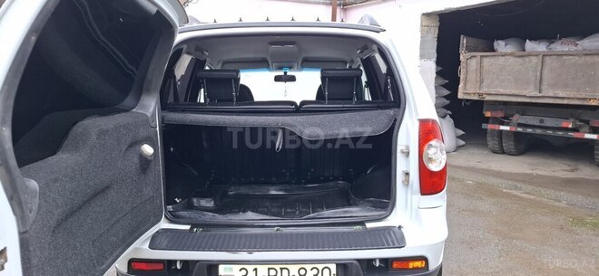 Chevrolet Niva 2010, 252,710 km - 1.7 l - İsmayıllı