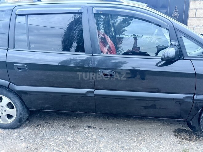 Opel Zafira 1999, 110,000 km - 1.8 л - Xudat