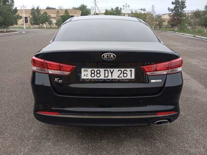 Kia K5 2017, 150,750 km - 1.7 l - Ucar
