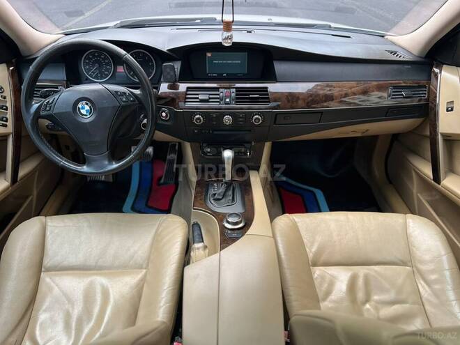 BMW 525 2006, 245,000 km - 3.0 л - Sumqayıt