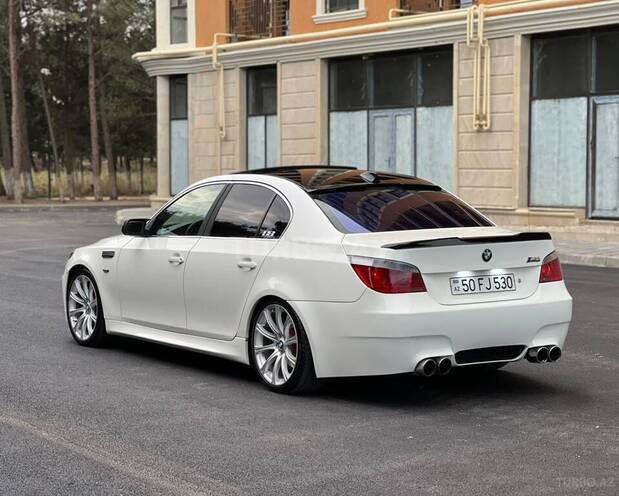 BMW 525 2006, 245,000 km - 3.0 л - Sumqayıt