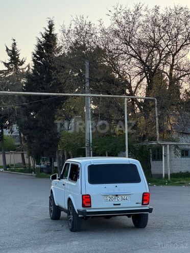 LADA (VAZ) Niva 2017, 80,000 km - 1.7 l - Tovuz