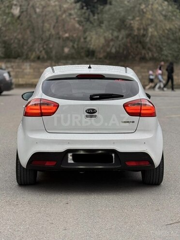 Kia Rio 2011, 212,400 km - 1.1 л - Bakı