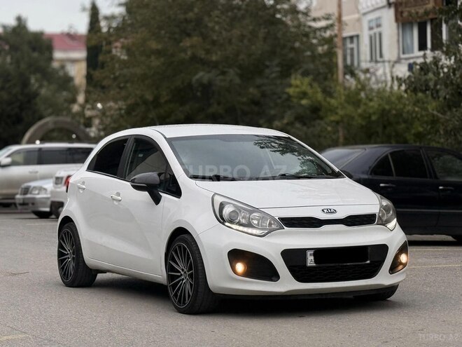 Kia Rio 2011, 212,400 km - 1.1 л - Bakı