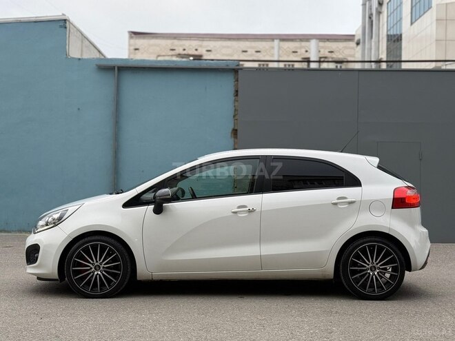 Kia Rio 2011, 212,400 km - 1.1 л - Bakı