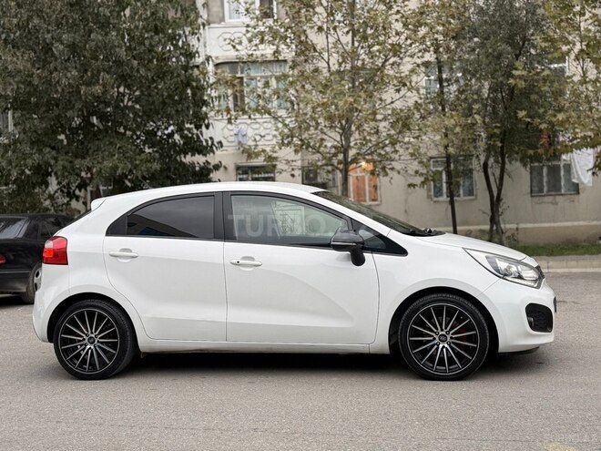 Kia Rio 2011, 212,400 km - 1.1 л - Bakı