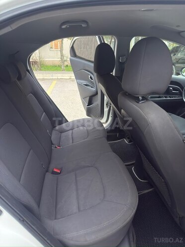 Kia Rio 2011, 212,400 km - 1.1 л - Bakı