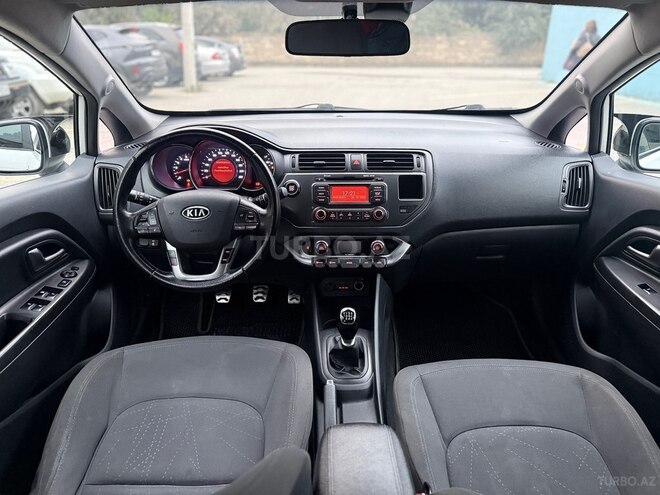 Kia Rio 2011, 212,400 km - 1.1 л - Bakı