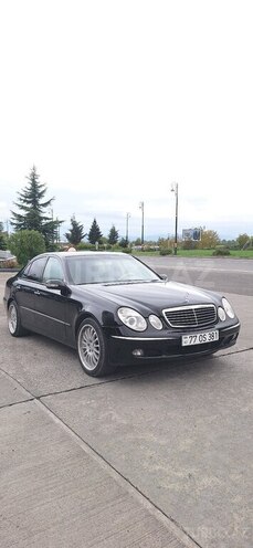 Mercedes E 350 2005, 330,001 km - 3.5 л - Qəbələ