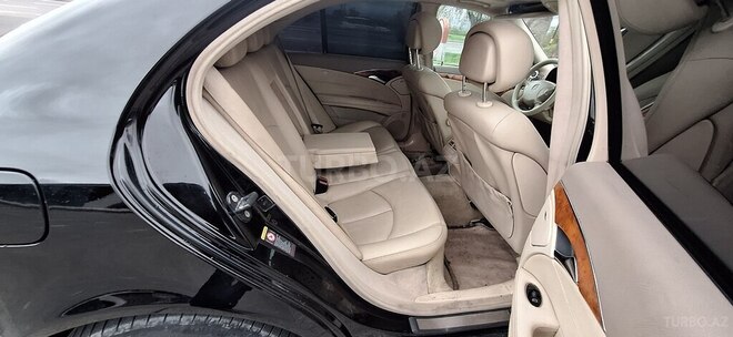 Mercedes E 350 2005, 330,001 km - 3.5 л - Qəbələ